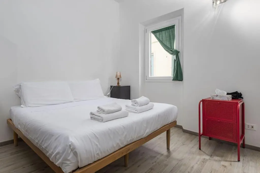 Unyca - Charming Cozy Retreat - Florence Apartment
