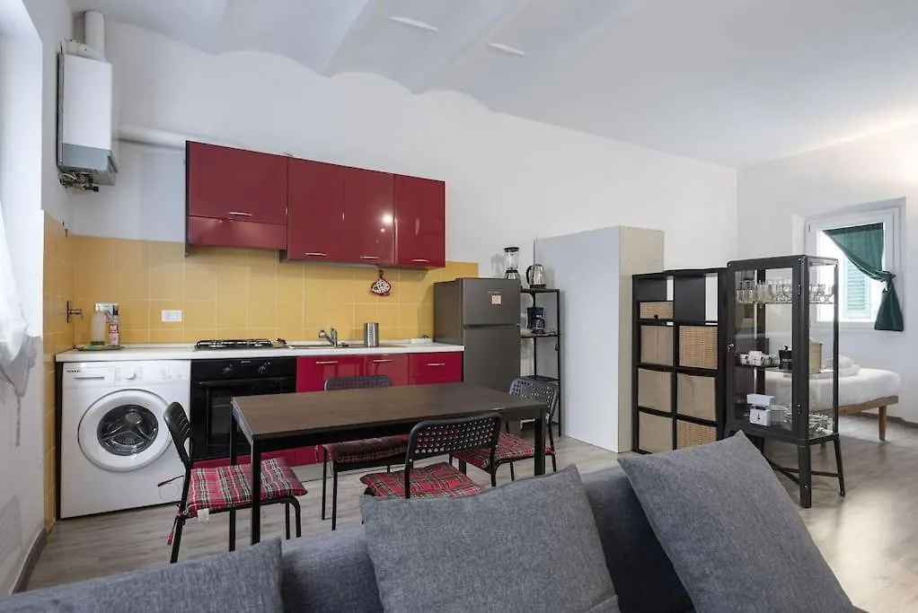Unyca - Charming Cozy Retreat - Firenze Appartamento